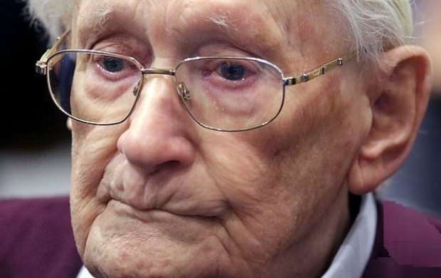 حسابدار ۹۶ ساله نازی‌ها زندانی می‌شود