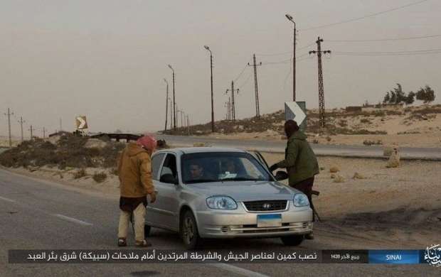 کمین خونین داعش به خودروی افسران + عکس