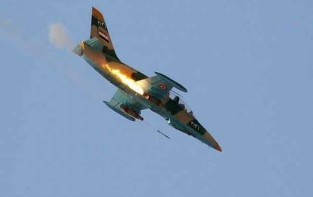 بمباران مواضع تروریستها در حومه ادلب