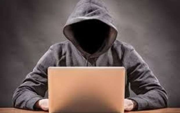 سرقت اینترنتی نوجوان ۱۶ساله از ۵۴حساب بانکی