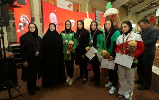 محمدیان از دختران مدال آور ایران تقدیر کرد
