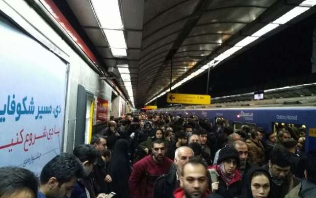 اختلال در سرویس‌دهی خط یک‌ مترو تهران