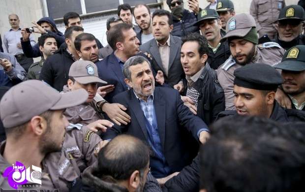 احمدی نژاد در مسیر سوم سیاست ورزی زندگی‌اش/ تکراری و بی اثرتر از همیشه