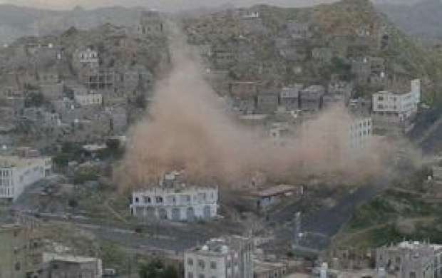 جنگنده‌های عربستان ۱۳ بار صنعا را بمباران کردند