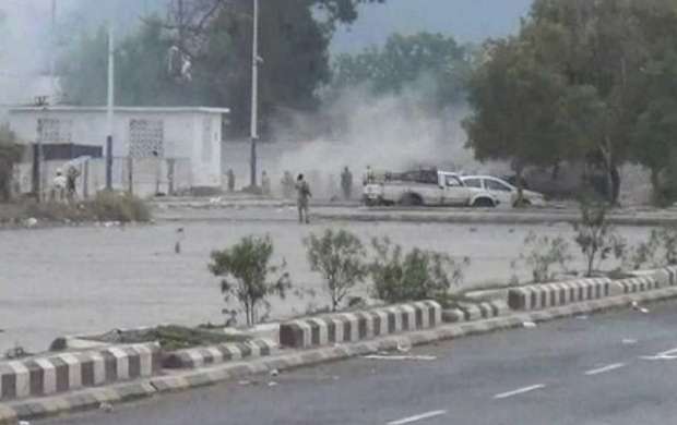 انفجار خودروی بمب‌گذاری شده در عدن