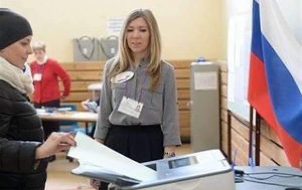 مردم روسیه به پای صندوق‌های رای رفتند