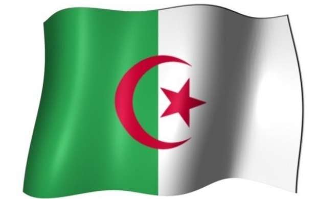 سقوط هواپیمای نظامی در الجزایر