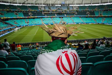 ۵۹ بازیکن ایرانی که در "جام جهانی فوتبال" بازی کرده‌اند