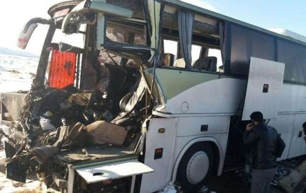 واژگونی مرگبار اتوبوس اتباع هندی در گرمسار