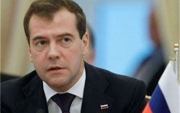 «مدودف» در سمت نخست‌وزیری روسیه ابقا شد