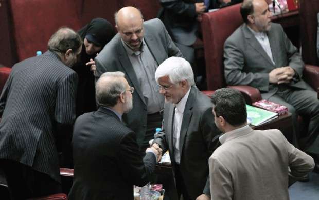 عارف ریاست مجدد علی لاریجانی را تبریک گفت
