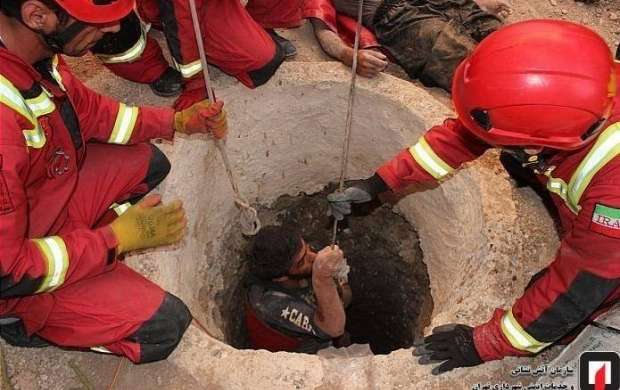 سقوط ۳ کارگر به عمق چاه ۲۰ متری +عکس