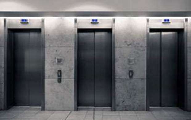 حبس روزانه ۱۰ نفر در آسانسور به دلیل قطعی برق
