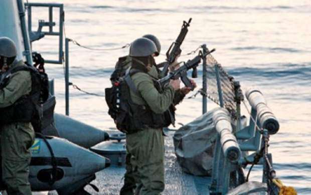 شلیک صهیونیست‌ها به سمت کشتی آزادی غزه