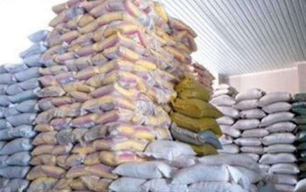 کشف ۷۰ کانتینر برنج احتکار شده در بندرعباس