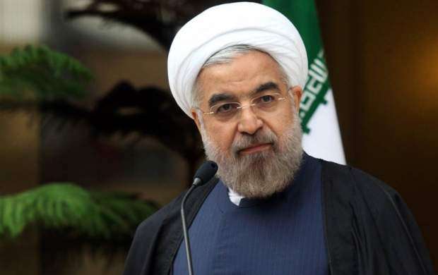 روحانی: تا پایان سال در تولید بنزین خودکفاییم