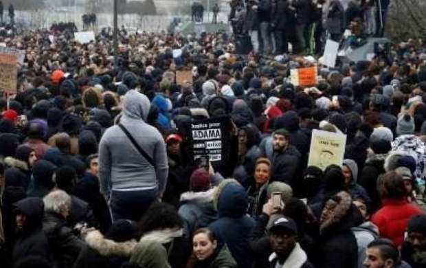 تظاهرات ده‌هاهزار نفری ضد دولتی در فرانسه