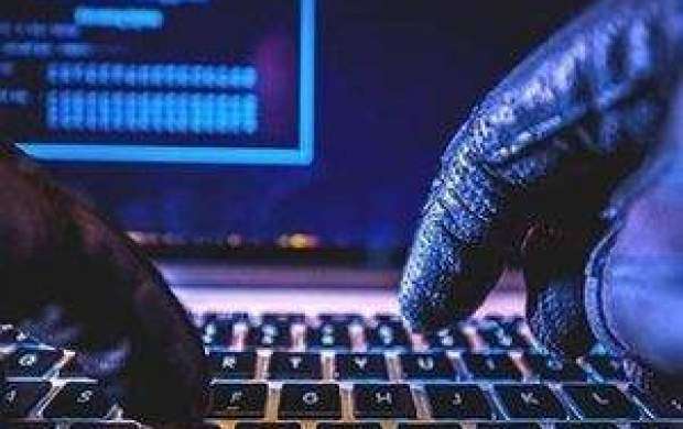 دستگیری باند هک و سرقت از حساب‌های بانکی