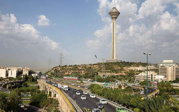 روحانی خواستار انتقال پایتخت از تهران است