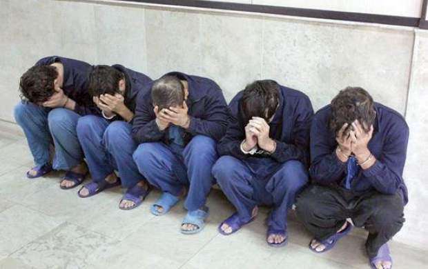 دستگیری۹۴ نفر از عاملان توزیع مشروبات الکلی