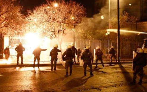 تظاهرات در یونان به خشونت کشیده شد+عکس