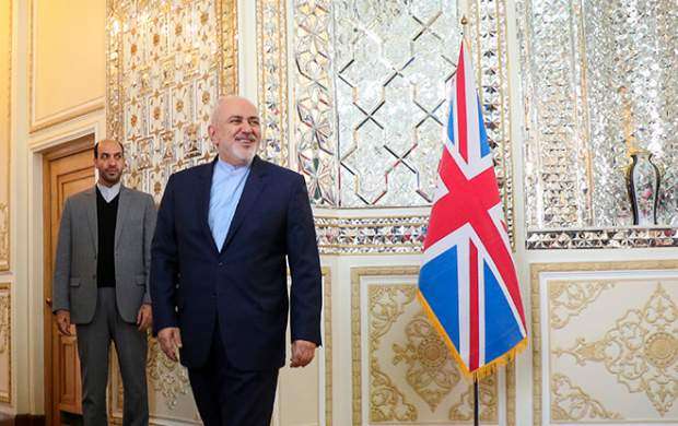 هول کردن ظریف برای دیدار با وزیر انگلیسی