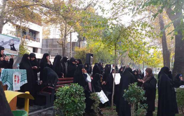 تجمع اعتراضی بانوان مقابل سازمان ملل در تهران