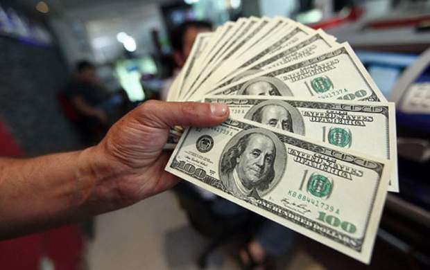 قوامی: قیمت دلار را دولت تعمداً بالا برد