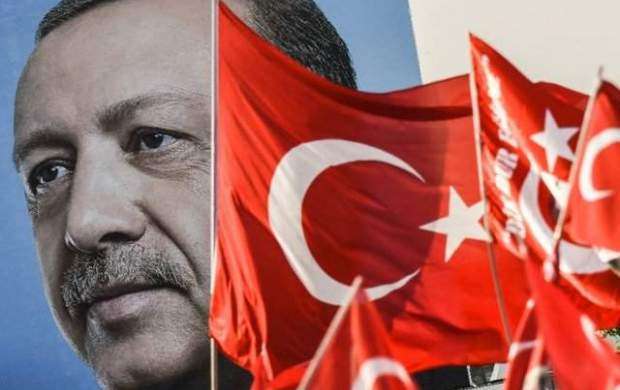 ترکیه از منافع آمریکا و سوری‌ها دفاع می‌کند
