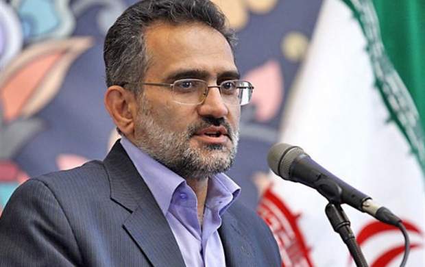 حسینی: با تفکر لیبرالی به جایی نمی‌رسیم