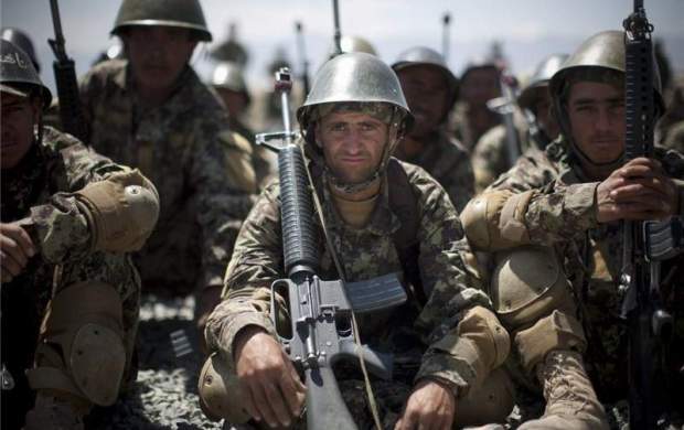 چند نظامی توسط طالبان اسیر شدند؟