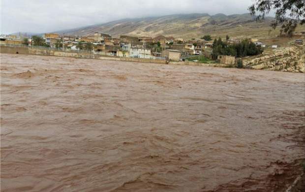 بارش های شدید فارس را فرا گرفت/ طغیان رودخانه خشک شیراز