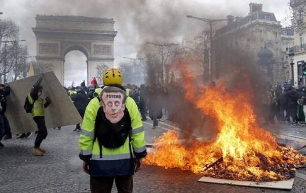 معترضان فرانسوی بار دیگر به خیابان‌ها ریختند