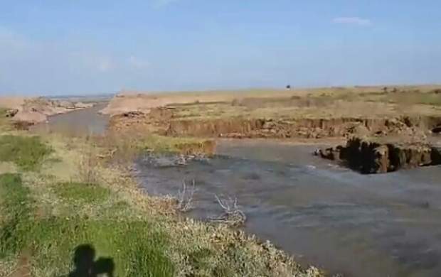 دیواره تالاب شیرین دریای ارومیه تخریب شد