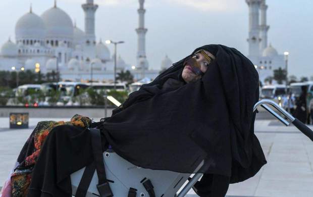زن اماراتی پس از ۲۷ سال از کما خارج شد