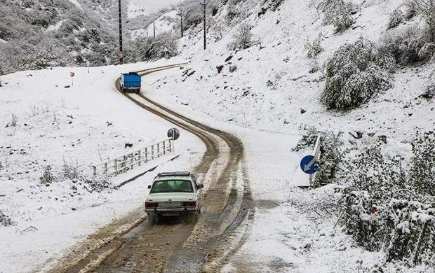 برف و باران ۴ استان کشور را فرا گرفت