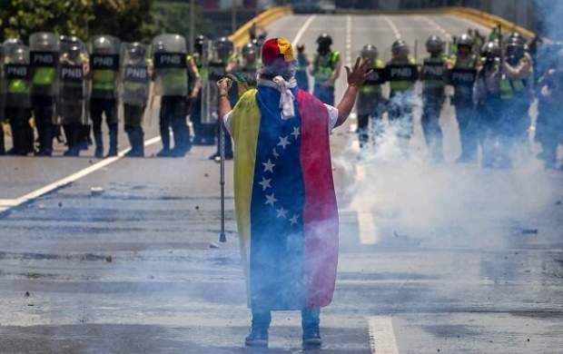 تیراندازی در تجمع هواداران شورشیان در ونزوئلا