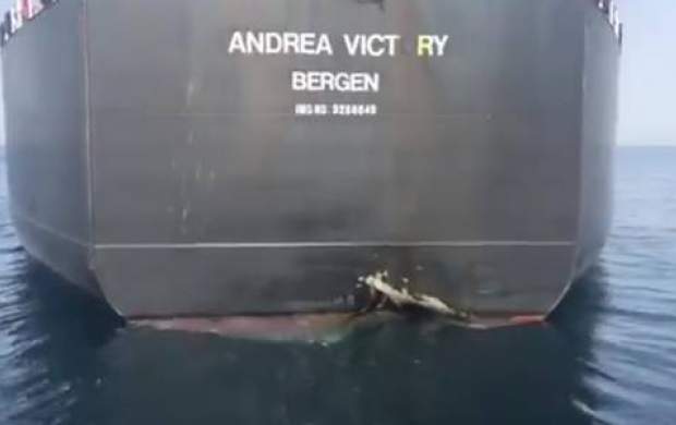 فیلمی از کشتی آسیب دیده در فجیره
