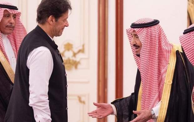 نخست‌وزیر پاکستان ملک سلمان را تحقیر کرد