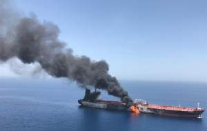 جزئیات انفجار ۲ نفتکش در دریای عمان