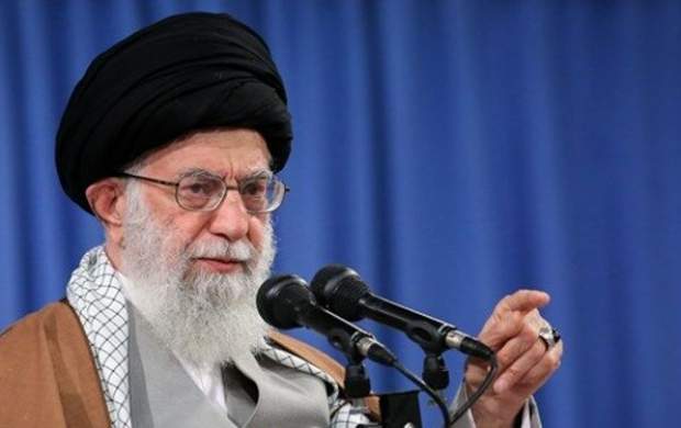 واشنگتن‌پست: آیت‌الله خامنه‌ای می‌تواند ترامپ را نابود کند