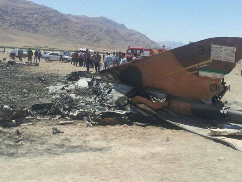 سقوط یک هواپیمای جنگی در ساحل بوشهر