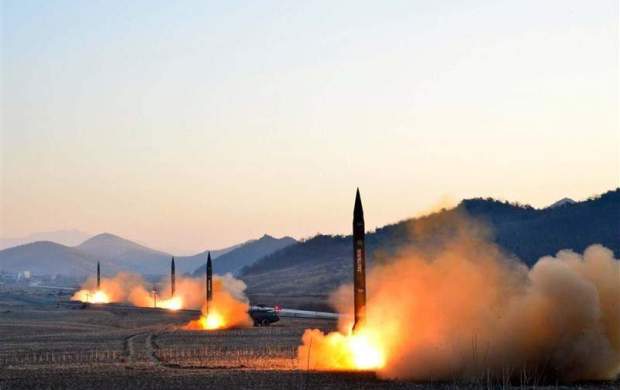 کره‌شمالی دو موشک جدید شلیک کرد