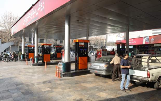ایرانی‌ها چقدر بنزین اسراف می‌کنند؟