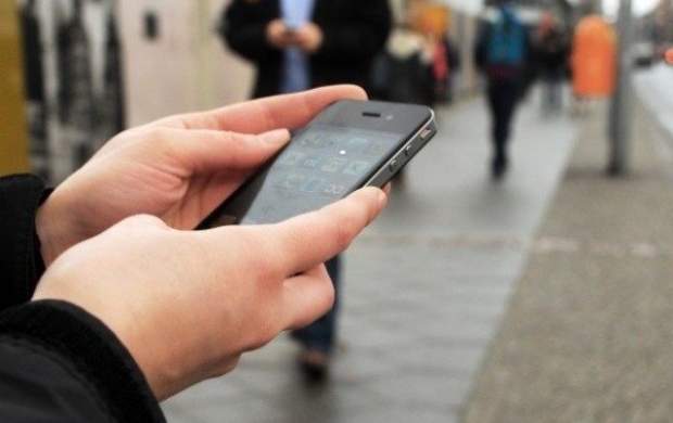 نظر مراجع تقلید درباره واردات مسافری تلفن همراه