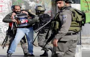 یورش پلیس رژیم صهیونیستی به منازل فلسطینی‌ها