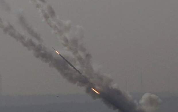 رسانه‌صهیونیستی: ۳۵۰ موشک از غزه شلیک شده