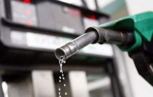 لزوم نظارت دقیق دولت بر بازار در پی افزایش قیمت بنزین