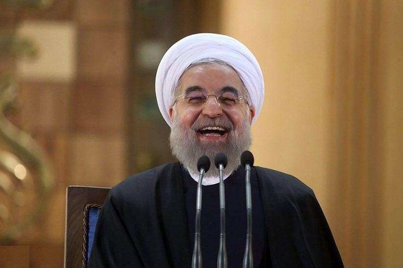 روزنامه اصلاح‌طلب: روحانی با درایت هاشمی رای آورد/ مردم مانده‌اند به حرف‌های روحانی بخندند یا گریه کنند!