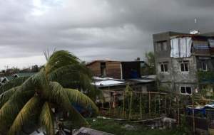 عکس/ تلفات ۱۶ نفره در توفان فیلیپین